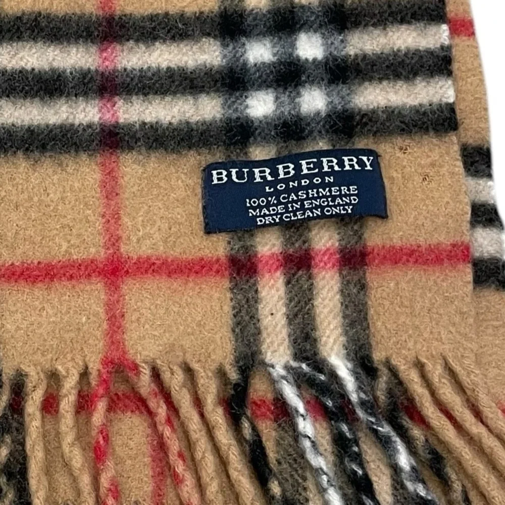 BURBERRY Classic Cashmere Check Scarf